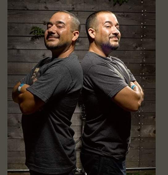 Los-Twins DeLa Parra