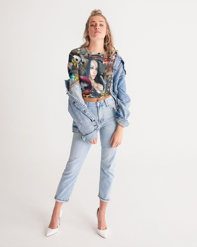 Kiss the Fame Women's Twist-Front Cropped Tee