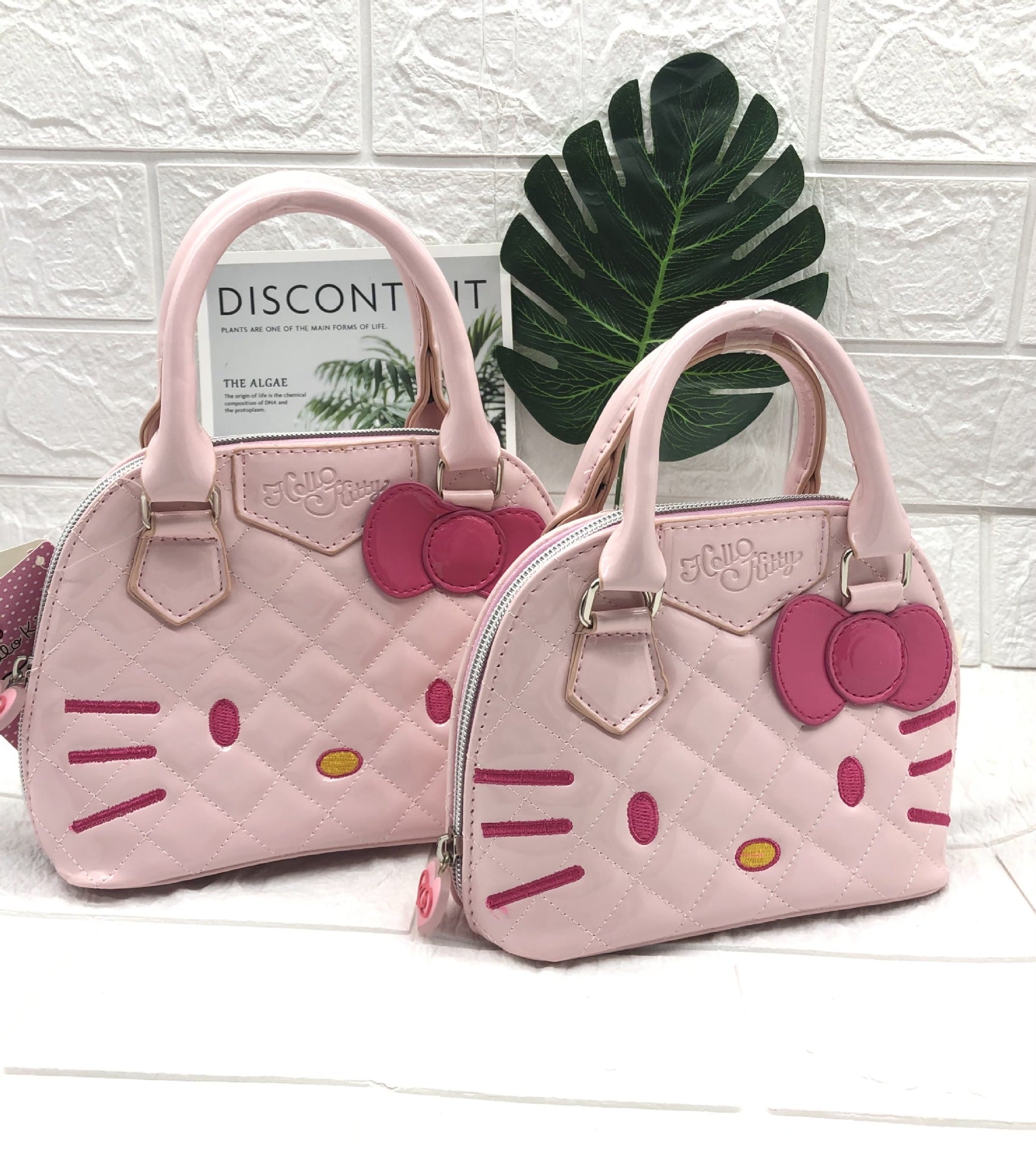 Fashionable princess crossbody bag