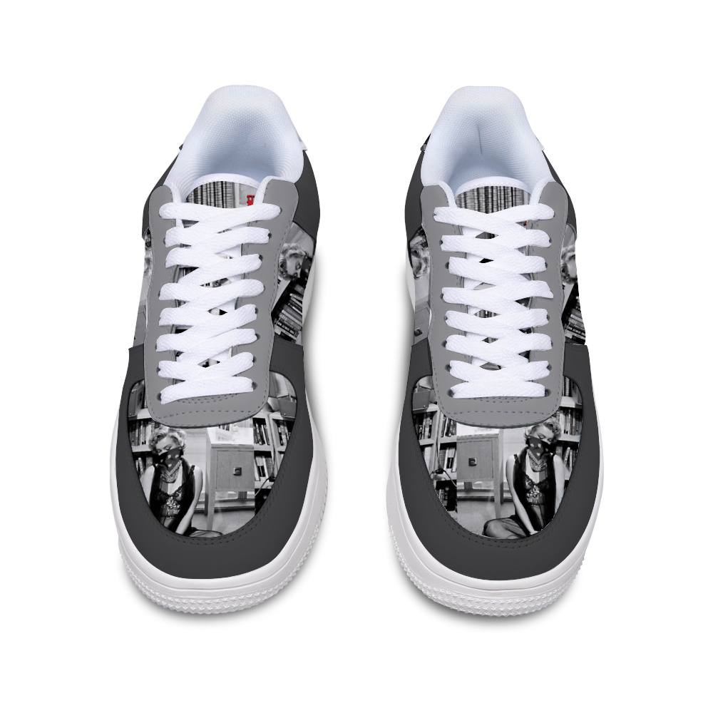 Monroe DeLa Para Custom Shoes Unisex Sneakers Statuette